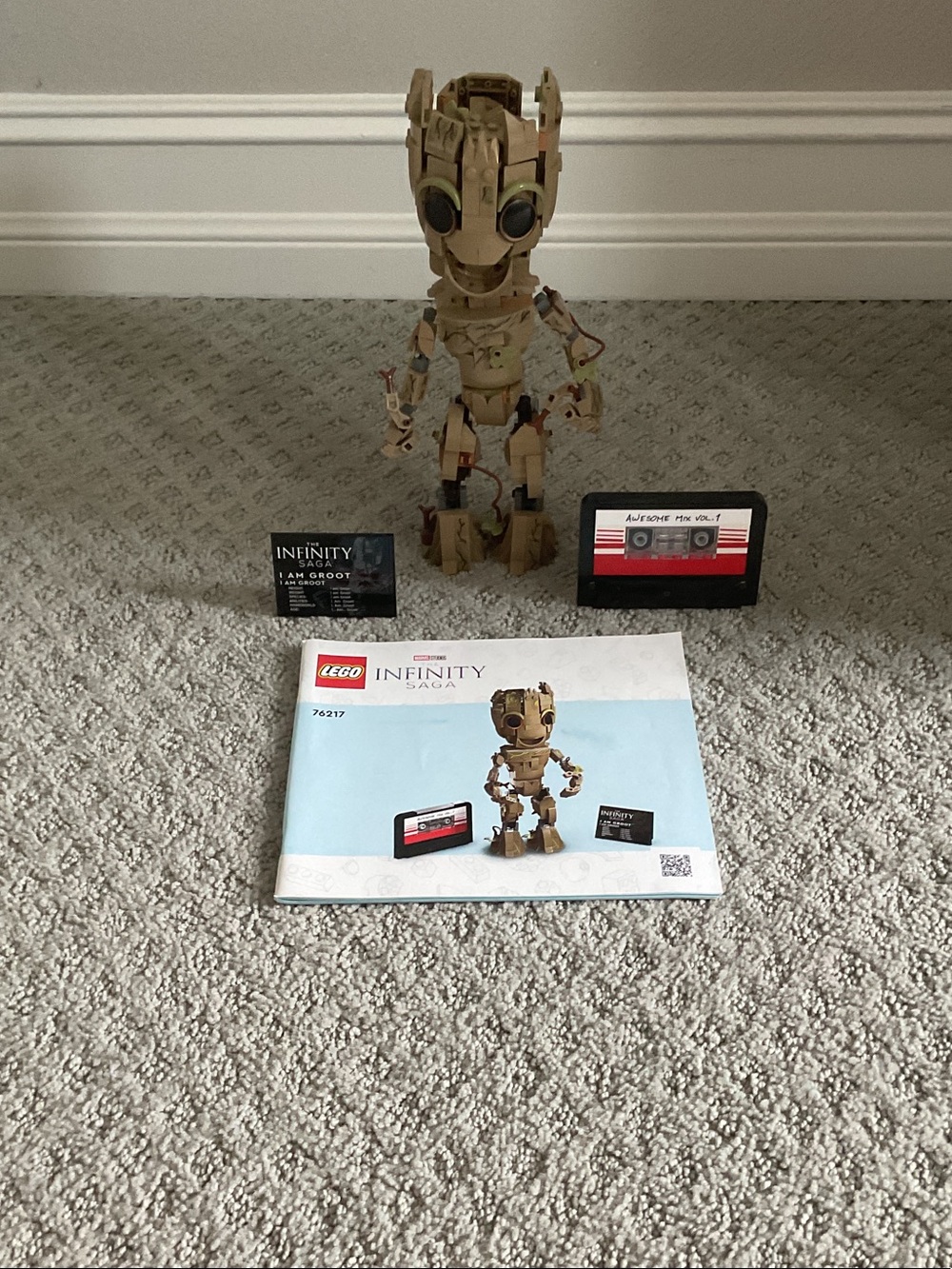 LEGO Tan Groot Figure with Cassette Accessory